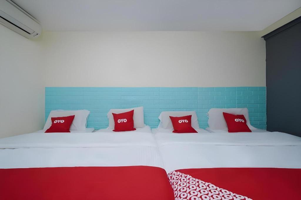 Oyo 89717 Budget Star Hotel Куала-Лумпур Экстерьер фото