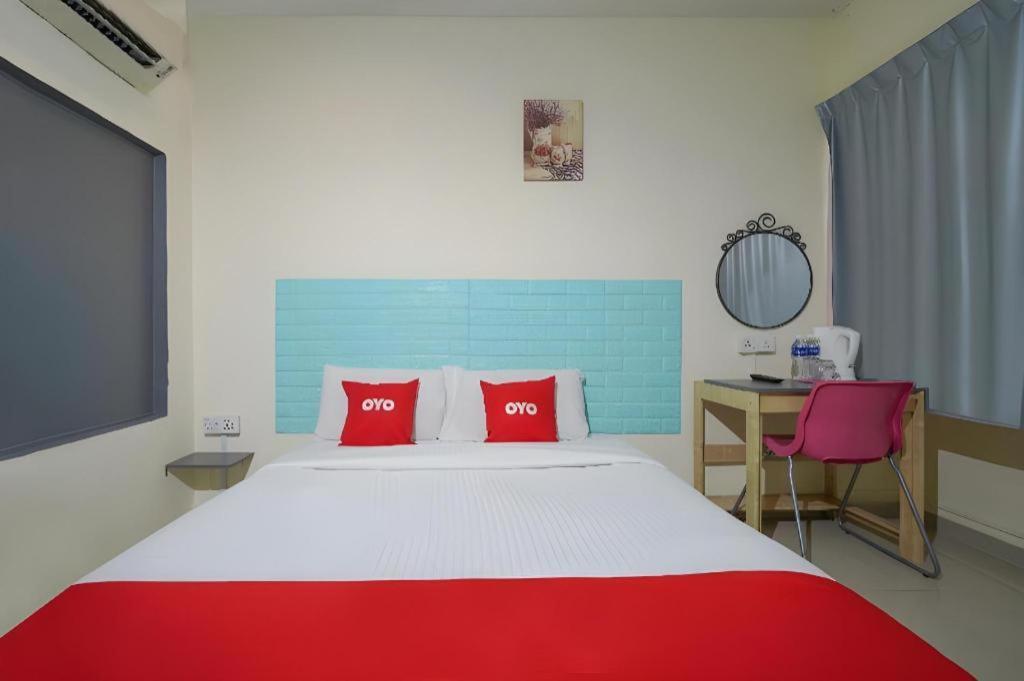 Oyo 89717 Budget Star Hotel Куала-Лумпур Экстерьер фото