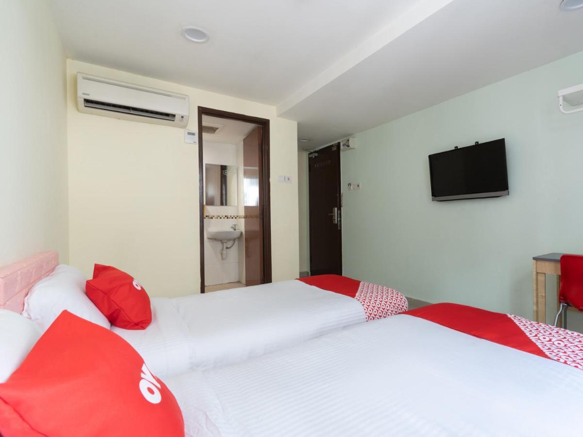 Oyo 89717 Budget Star Hotel Куала-Лумпур Экстерьер фото