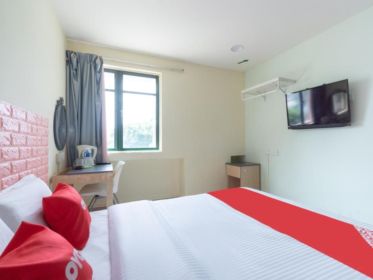 Oyo 89717 Budget Star Hotel Куала-Лумпур Экстерьер фото