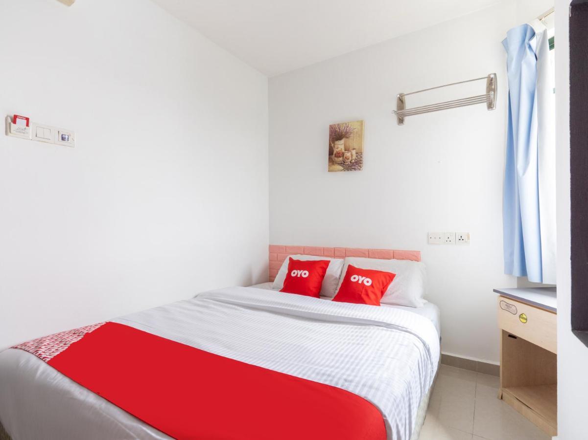 Oyo 89717 Budget Star Hotel Куала-Лумпур Экстерьер фото